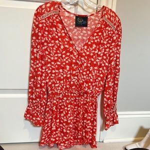 Blue Life XS romper❤️ white and red/orange pattern. perfect condition. worn 2x.